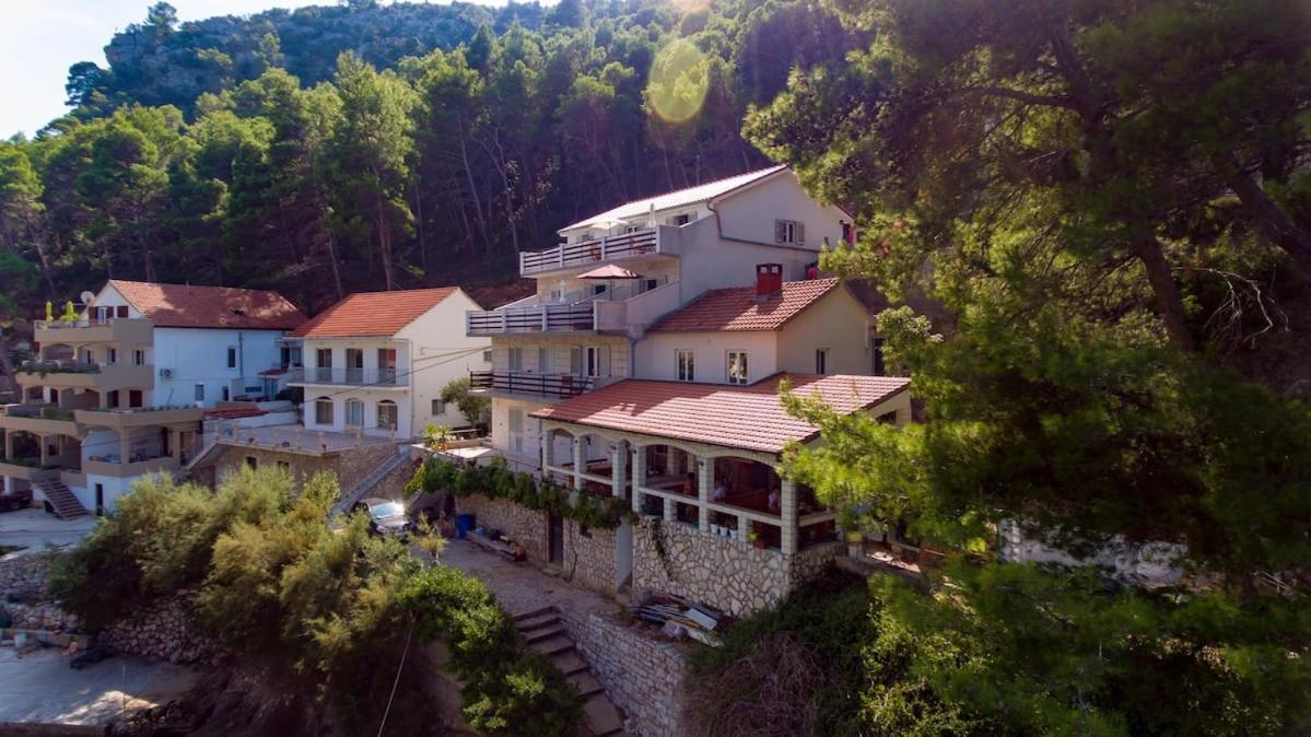 Zastražišće Villa Mateljan מראה חיצוני תמונה